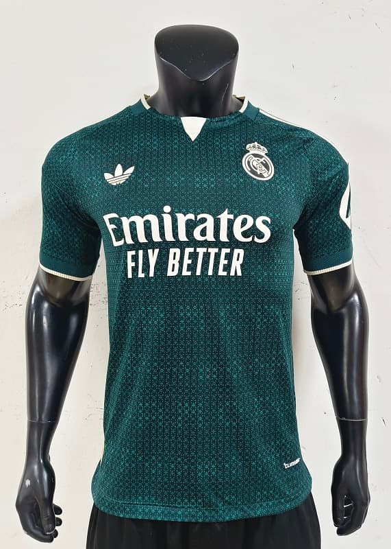 Real Madrid 26/27 Away